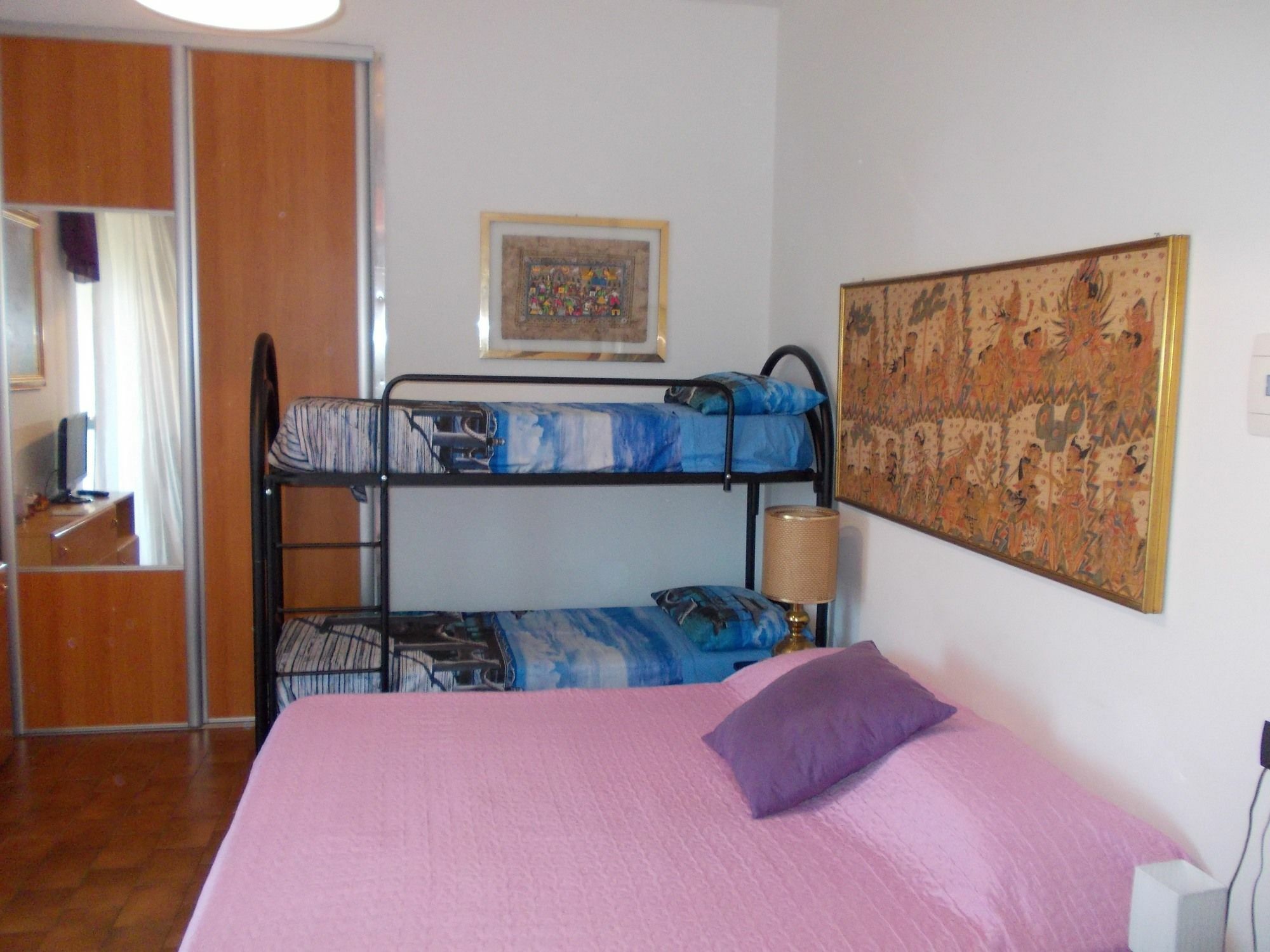 Bed and Breakfast La Finestra Di Umberto Vicino Al Centro Con Parcheggio Privato à Viterbe Extérieur photo